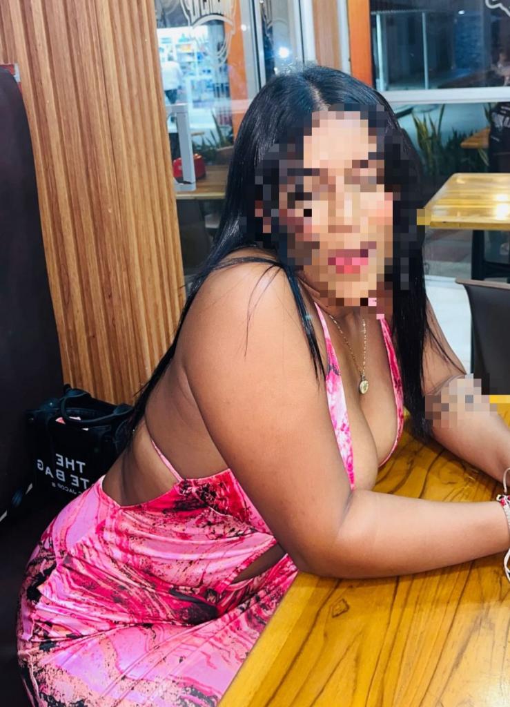 Chica busca chico en Sevilla: 
