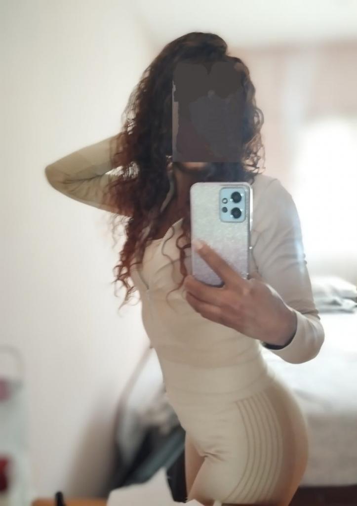 Chica busca chico en Sevilla: 