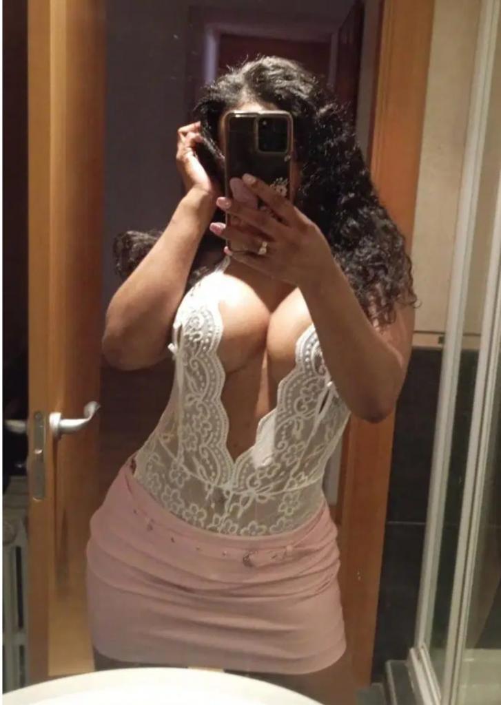 Chica busca chico en Sevilla: 