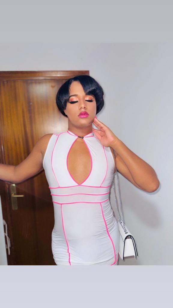 603643710: Transexual en Barcelona