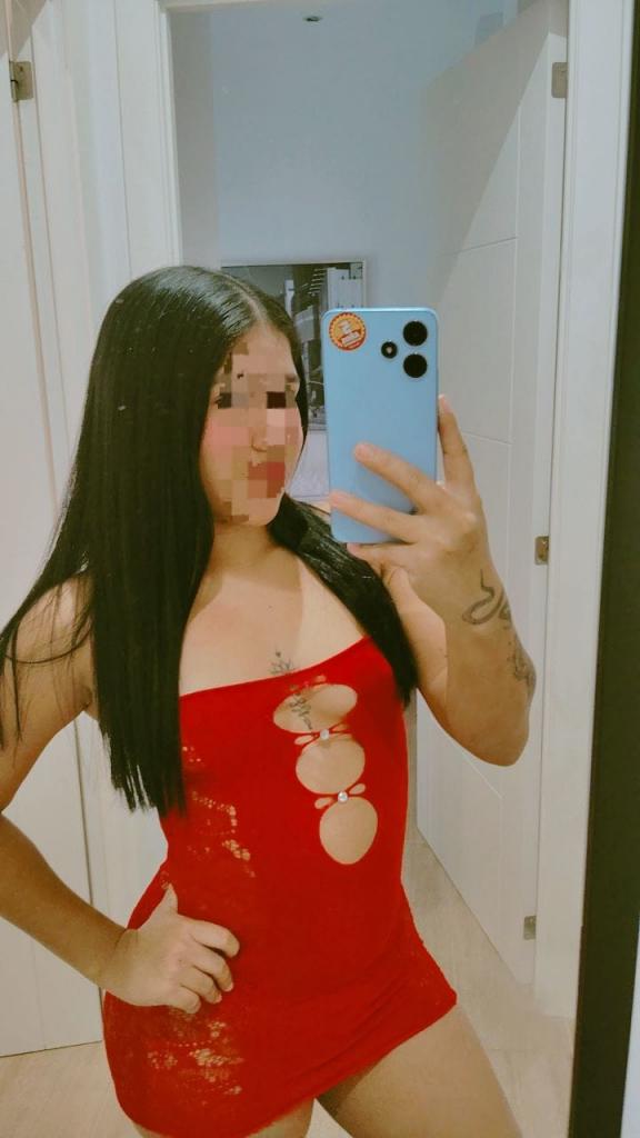 Chica busca chico en Granada: 