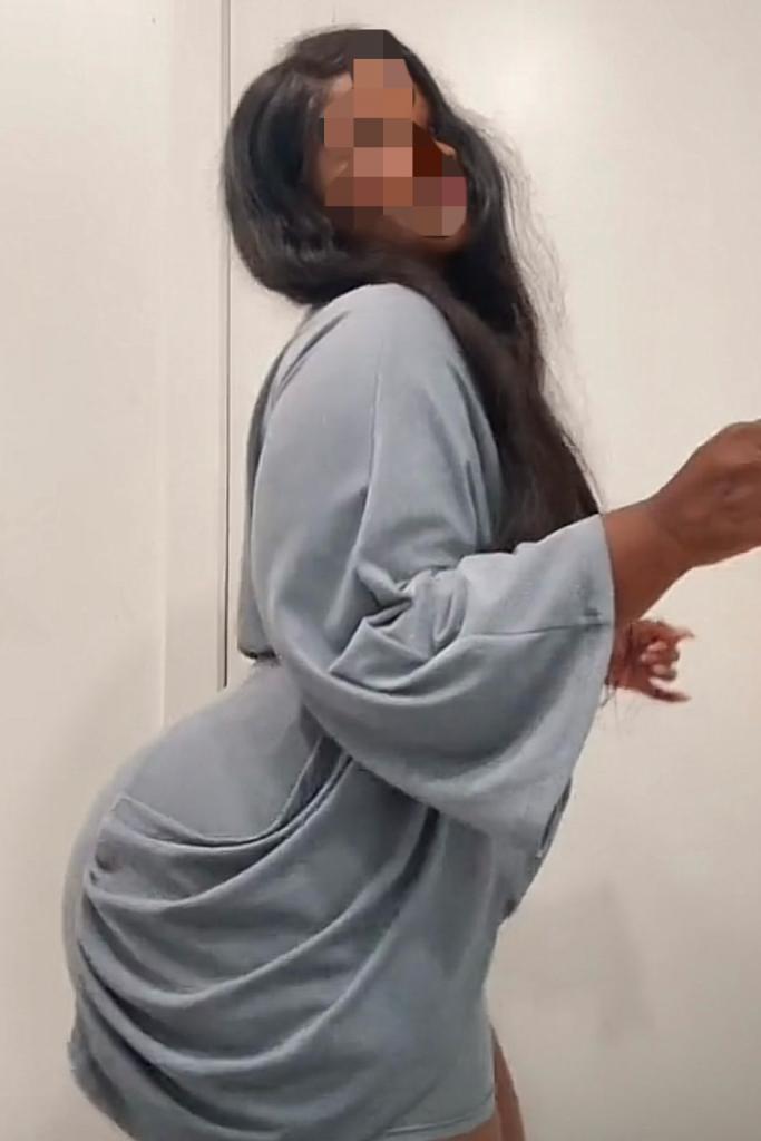 Chica busca chico en Barcelona: 