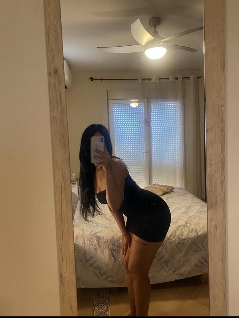 Chica busca chico en Granada: 