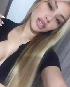 632606285: Chica busca chico en Barcelona