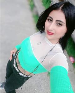 623413704: Chica busca chico en Barcelona