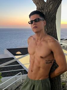 643153542: Chico busca chica en Las Palmas