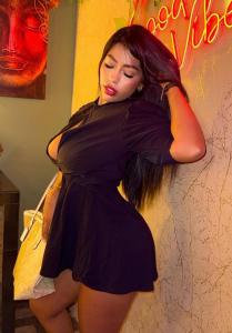 619715298: Chica busca chico en Barcelona