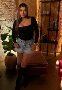 613667311: Chica busca chico en Murcia