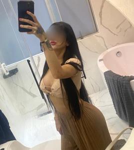 651578888: Chica busca chico en Madrid