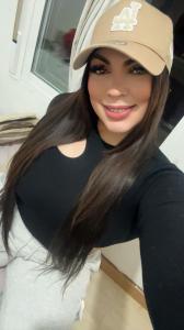 661422327: Chica busca chico en Sevilla