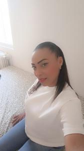 655360870: Chica busca chico en Sevilla
