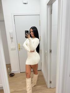 603321857: Chica busca chico en Barcelona