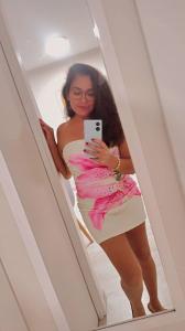 697734316: Chica busca chico en Cádiz