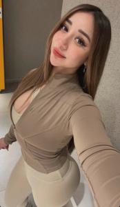 600720443: Chica busca chico en Gerona