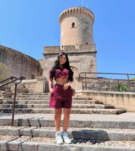 603843383: Chica busca chico en Cantabria