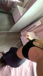 614927387: Chica busca chico en Barcelona