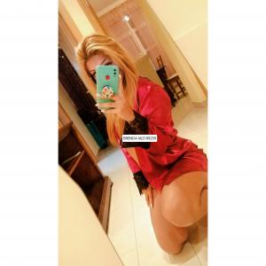 662189259: Chica busca chico en Madrid