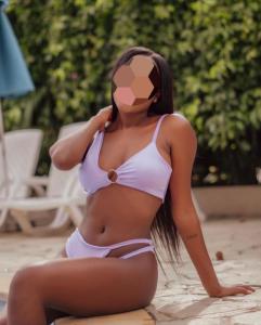 614297786: Chica busca chico en Almería