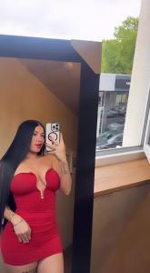 641769116: Chica busca chico en Barcelona