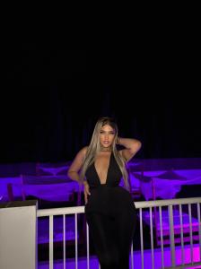 600816018: Chica busca chico en Ibiza