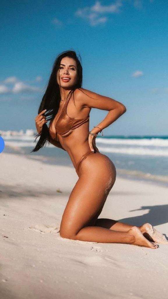 611296945: Chica busca chico en Mallorca