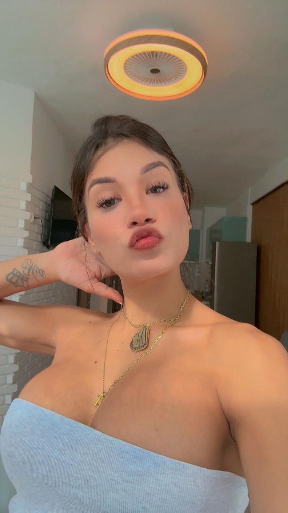 627295156: Chica busca chico en Las Palmas
