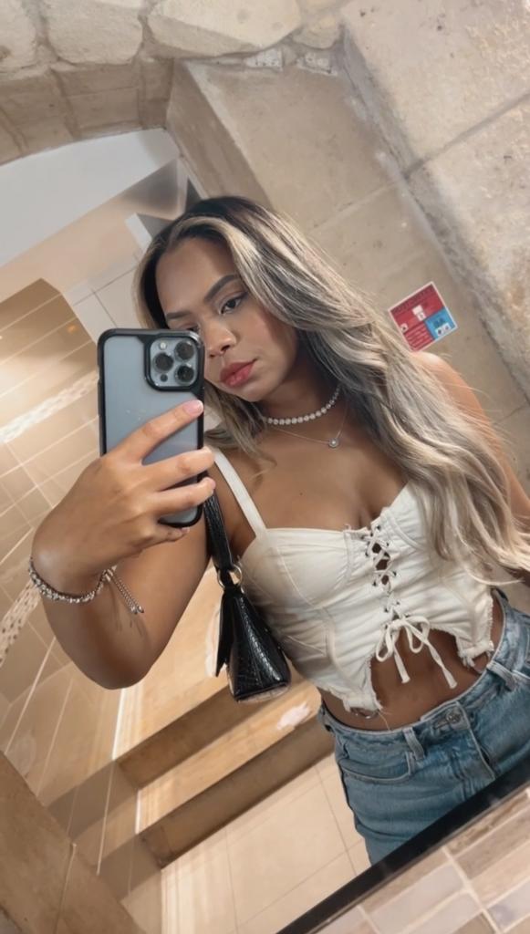 Chica busca chico en La Coruña: 