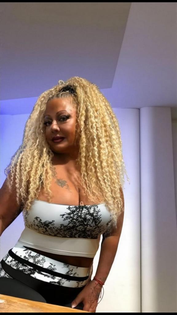 641403353: Chica busca chico en Alicante