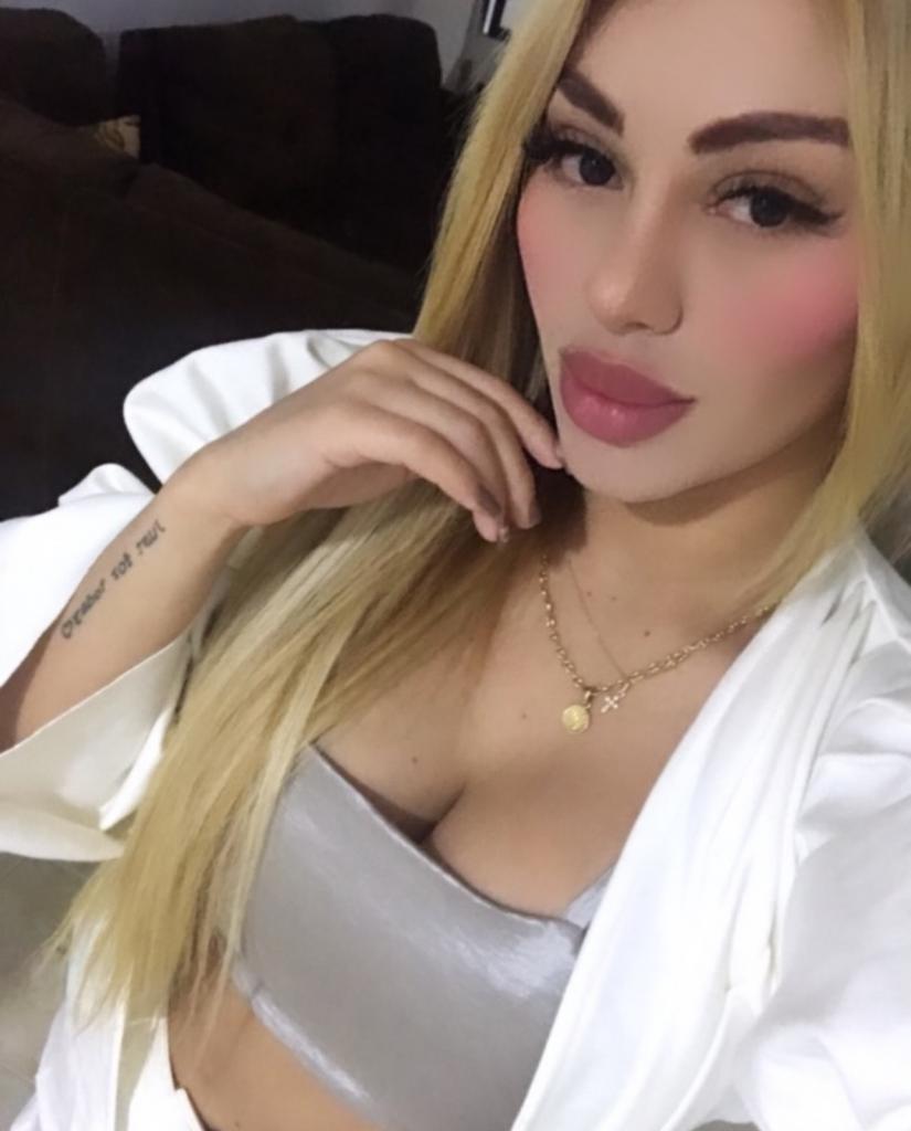 Chica busca chico en Barcelona: 