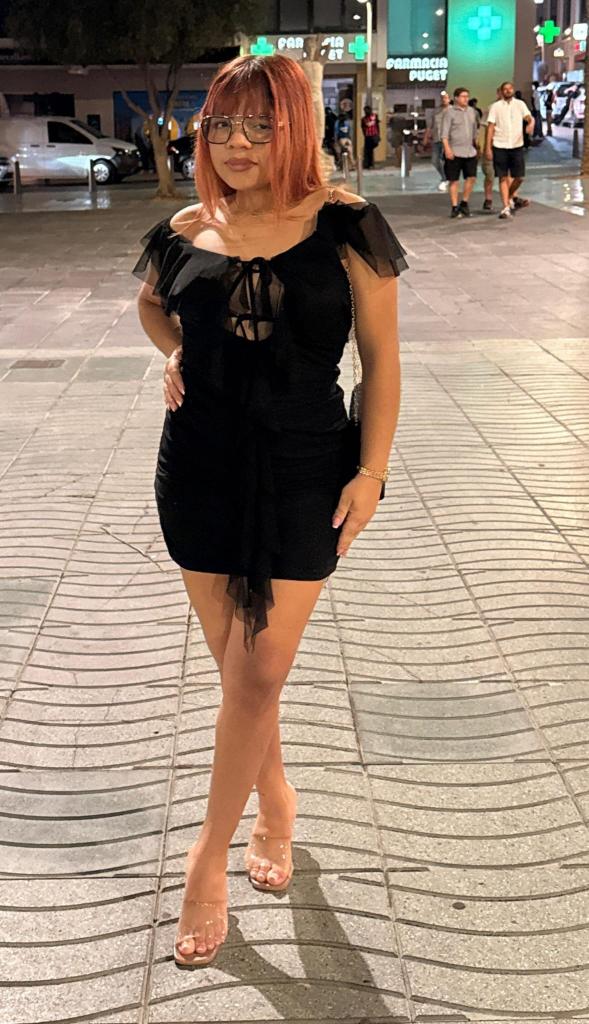Chica busca chico en Ibiza: 