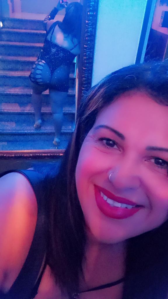 656919079: Chica busca chico en Cantabria