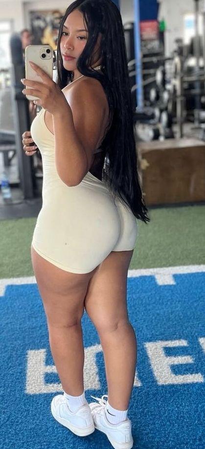 Chica busca chico en La Coruña: Chica busca chico
