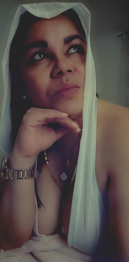 Chica busca chico en Granada: 