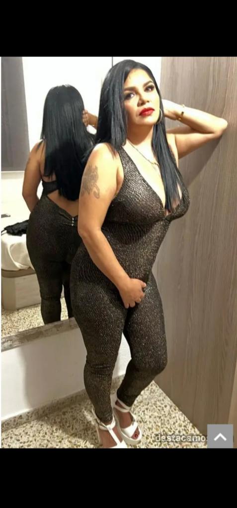 Chica busca chico en Granada: 