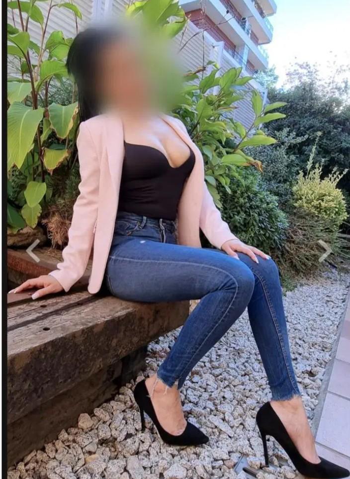 Chica busca chico en Sevilla: 
