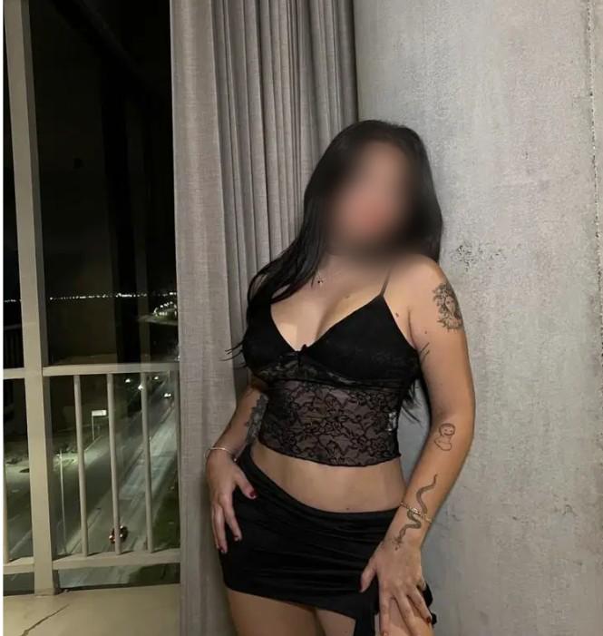 Chica busca chico en Sevilla: 