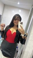 614565735: Chica busca chico en Barcelona