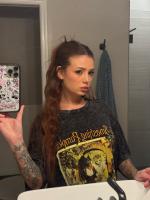604357237: Chica busca chico en Sevilla