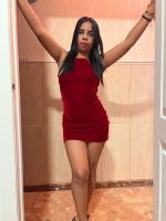 664039705: Chica busca chico en Barcelona