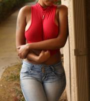 613716124: Chica busca chico en Alicante