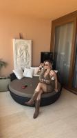 647945877: Chica busca chico en Navarra