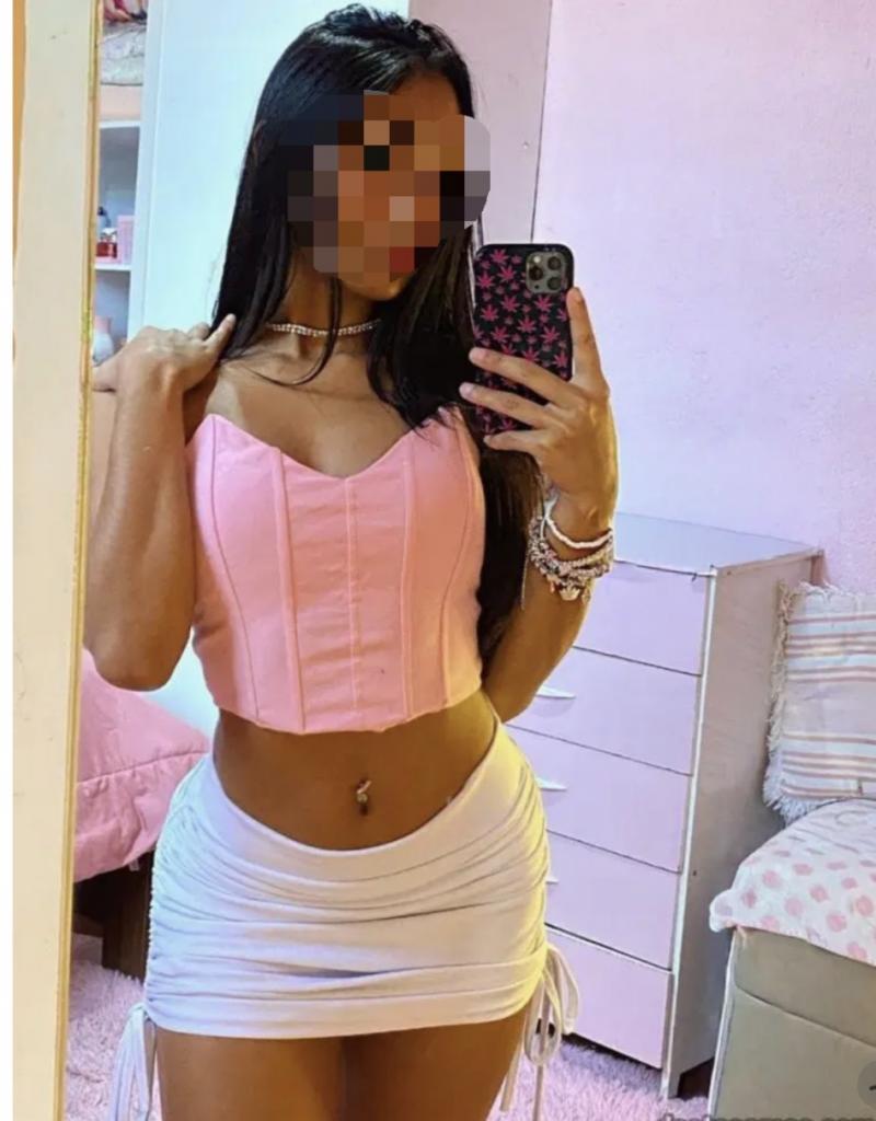 Chica busca chico en La Coruña: 