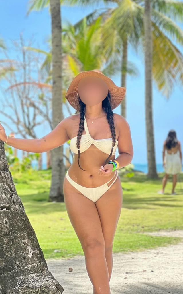 Chica busca chico en Alicante: Chica busca chico