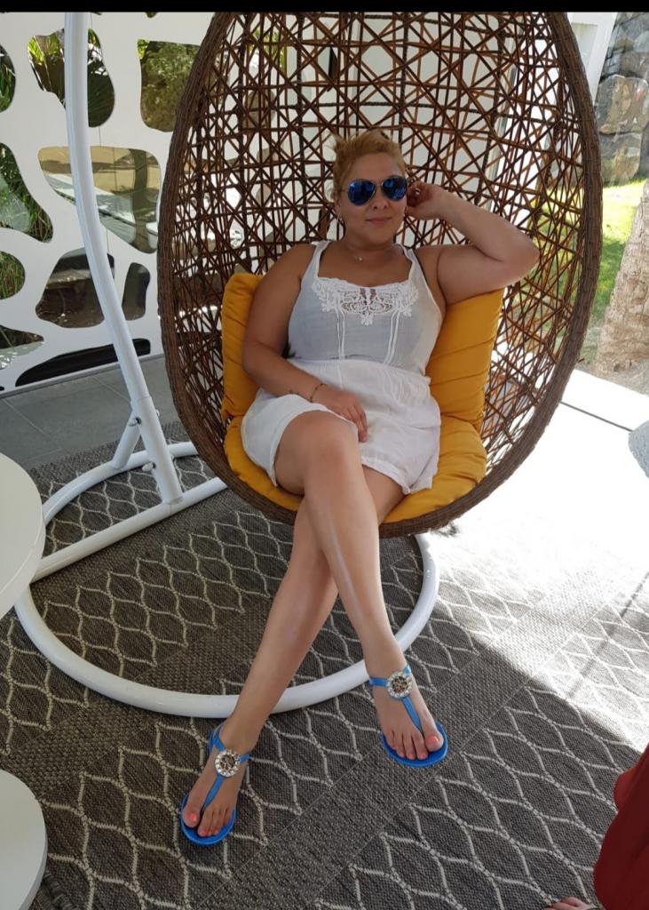 Chica busca chico en Tenerife: 