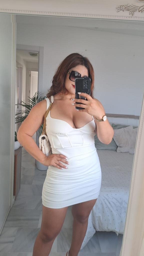 Chica busca chico en Granada: 