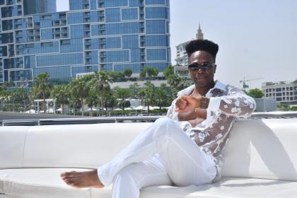 642438849: Chico busca chica en Cantabria