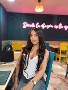 634061355: Chica busca chico en Alicante