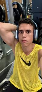643153542: Chico busca chica en Madrid