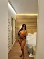 631010995: Chica busca chico en Valencia