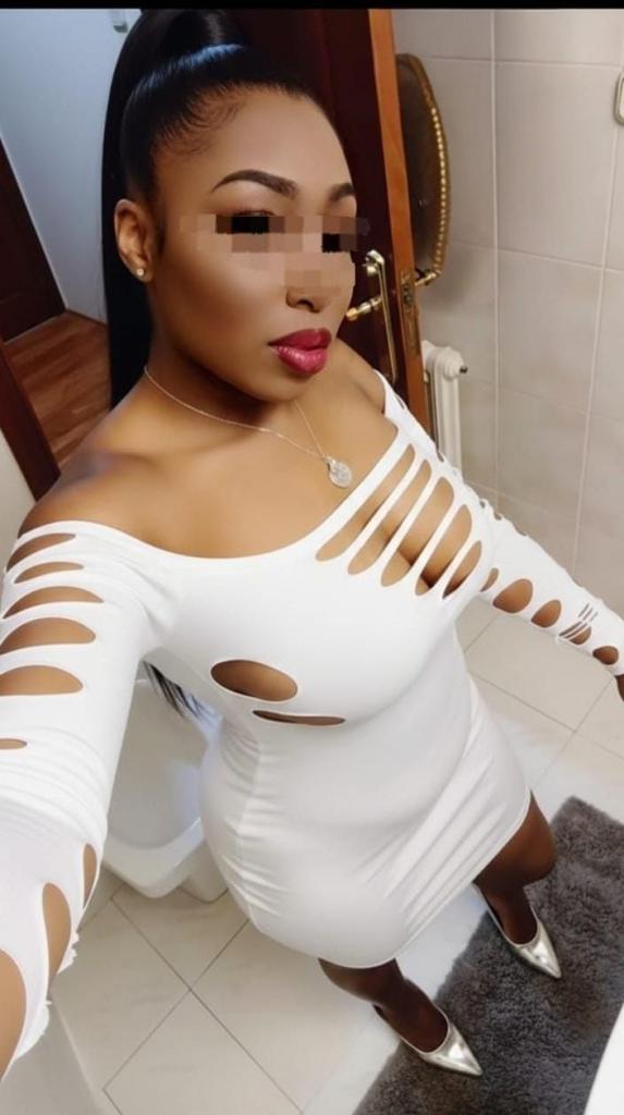 Chica busca chico en Murcia: Chica busca chico